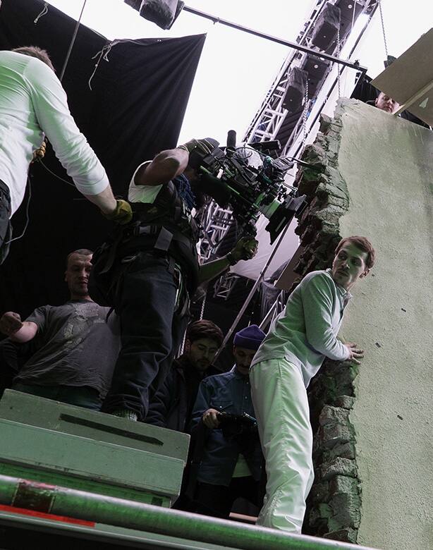 Por de tr&aacute;s das cenas